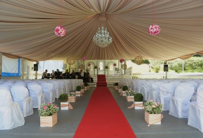 Aluguel de Cadeiras e Mesas em Sp na Água Branca - Aluguel de Cadeira e Mesa para Casamento