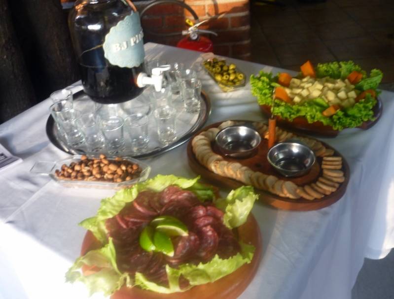 Buffet de Feijoada a Domicílio Completo na Vila Matilde - Buffet de Feijoada para Casamento